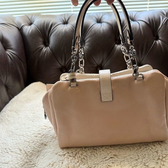 LOEWE Lola Luxury Elegant Pale Pink Quality Leather Bag $3k Bag - Picture 8 of 16